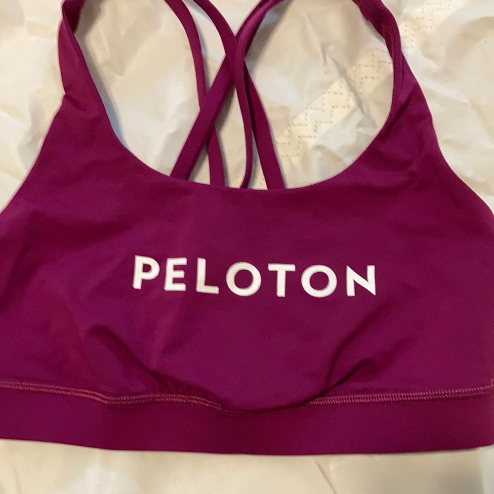 Peloton X LULULEMON energy bra sz. 6